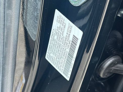 Certified 2025 Honda Pilot EX-L image 30
