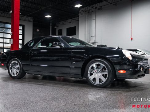 Used 2003 Ford Thunderbird RWD image 7