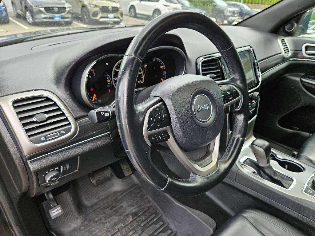 Used 2020 Jeep Grand Cherokee Limited w/ Trailer Tow Group IV AWD/4WD image 18