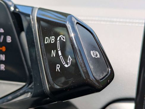 Used 2024 Volkswagen ID.4 S RWD image 40