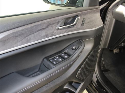 New 2025 Jeep Grand Cherokee Limited w/ Luxury Tech Group II image 9