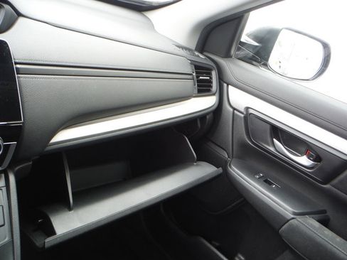Used 2018 Honda CR-V LX image 24