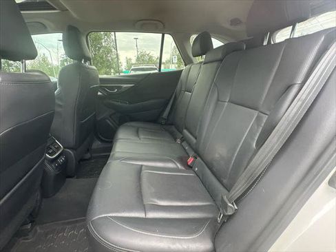 Used 2020 Subaru Outback Limited w/ Popular Package #2 AWD/4WD image 14