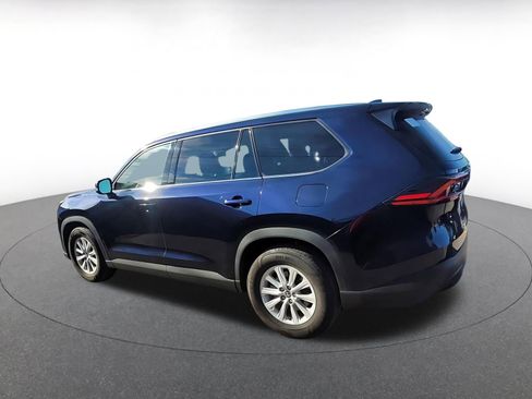 Used 2025 Toyota Grand Highlander FWD image 5
