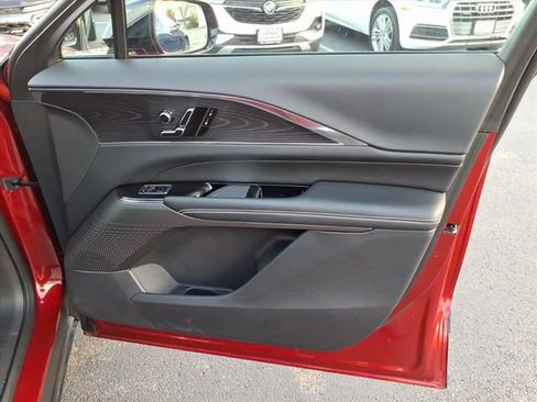 Certified 2024 Cadillac Lyriq Luxury image 24