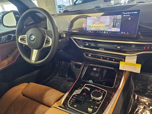 New 2026 BMW X5 xDrive50e AWD/4WD image 42