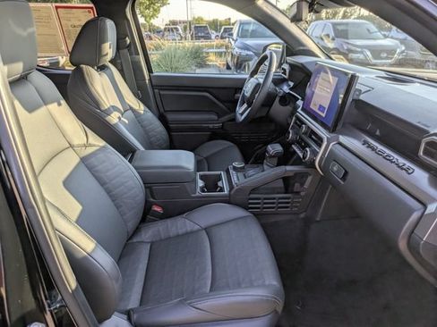 Certified 2024 Toyota Tacoma TRD Sport w/ TRD Sport Premium Package RWD image 32