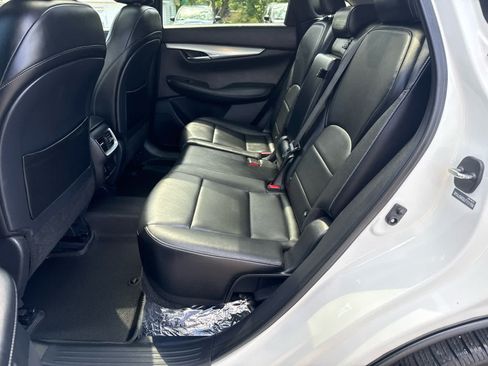 Used 2020 INFINITI QX50 Luxe w/ Navigation Package AWD/4WD image 13