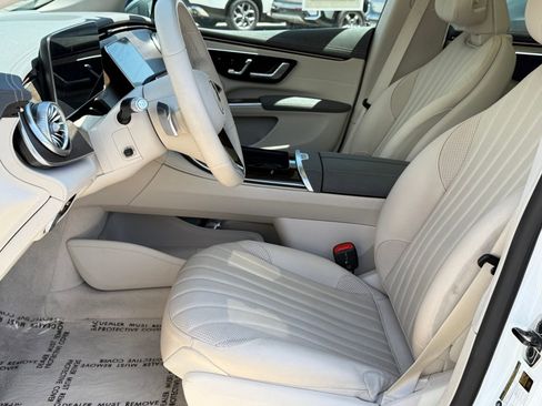 Used 2022 Mercedes-Benz EQS 450+ Sedan image 26