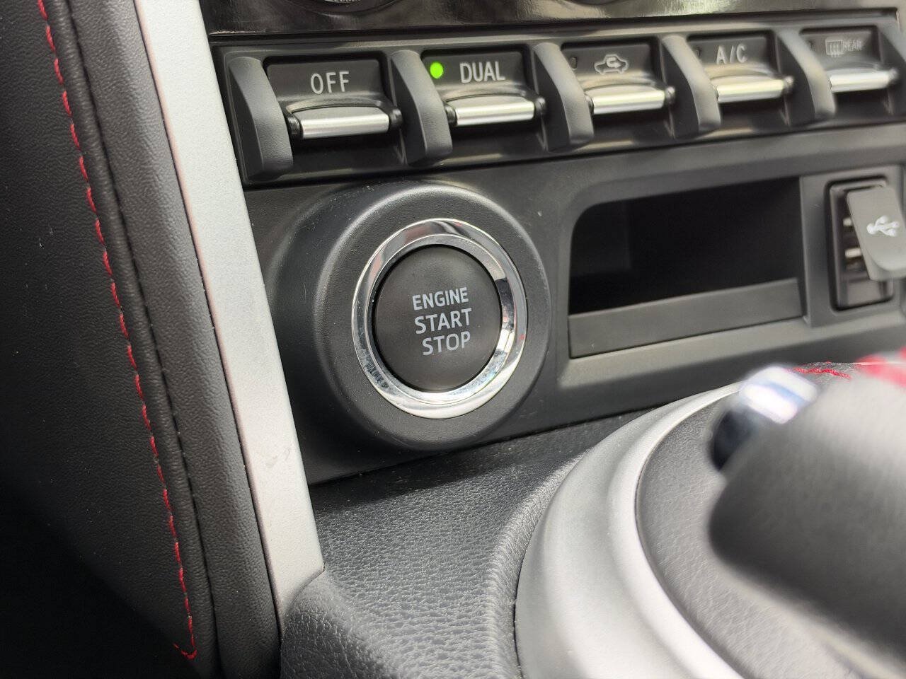 Used 2018 Subaru BRZ Limited RWD image 36