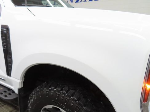 Used 2024 Ford F250 Lariat w/ Lariat Ultimate Package image 37