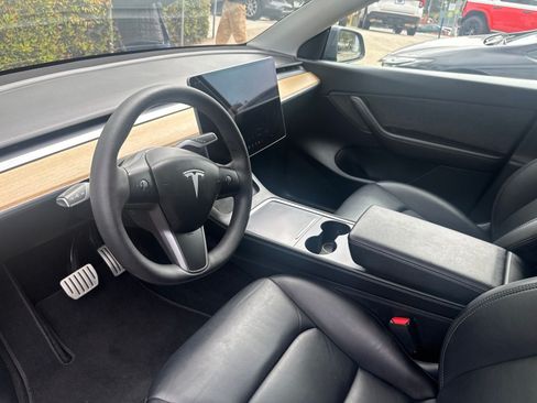 Used 2022 Tesla Model Y Performance AWD/4WD image 7