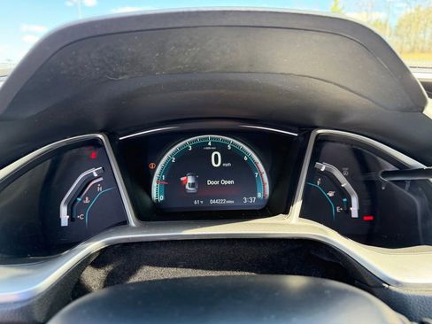 Used 2018 Honda Civic EX-T image 16