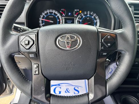 Used 2019 Toyota 4Runner TRD Off-Road Premium image 22