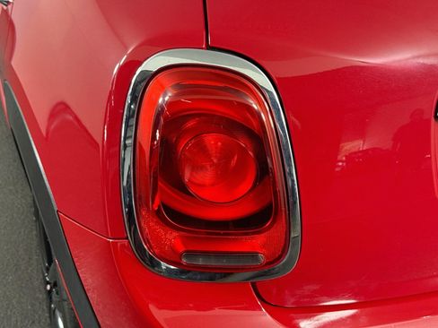 Used 2018 MINI Cooper S FWD image 36