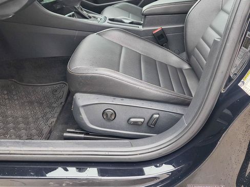 Used 2022 Volkswagen Jetta SE FWD image 38