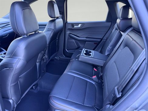 New 2026 Ford Escape ST-Line w/ Cold Weather Package image 31