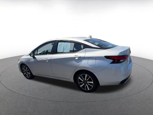 Used 2025 Nissan Versa SV image 10