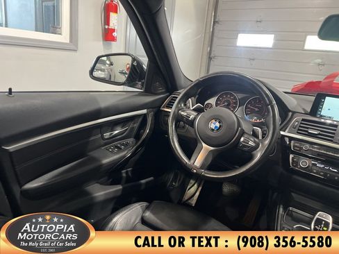 Used 2017 BMW 340i xDrive Sedan AWD/4WD image 26