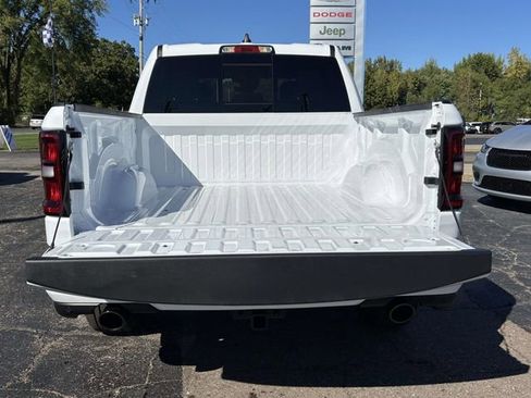 New 2026 RAM 1500 Express AWD/4WD image 30