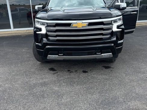 New 2026 Chevrolet Silverado 1500 High Country AWD/4WD image 2
