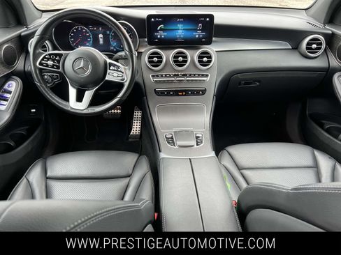 Used 2022 Mercedes-Benz GLC 300 4MATIC image 15