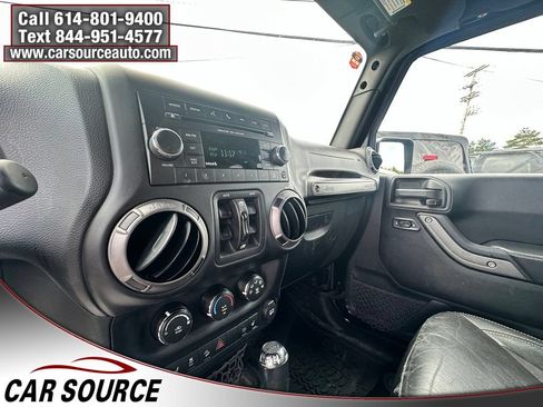 Used 2016 Jeep Wrangler Unlimited Sport AWD/4WD image 12