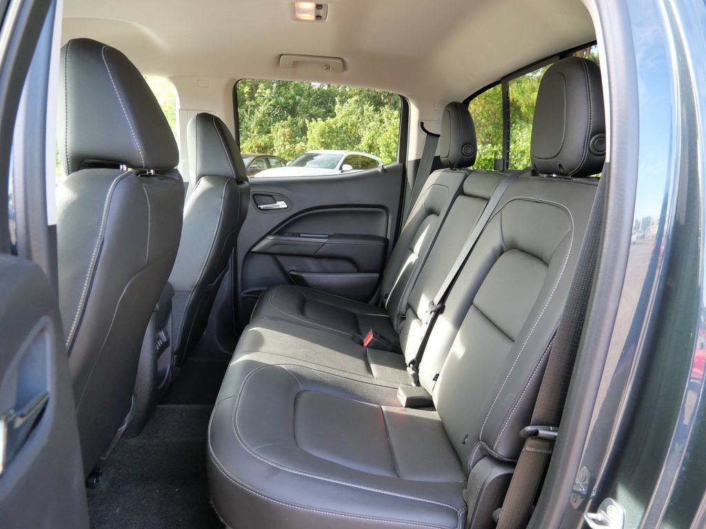 Used 2017 GMC Canyon SLT w/ Driver Alert Package AWD/4WD image 15