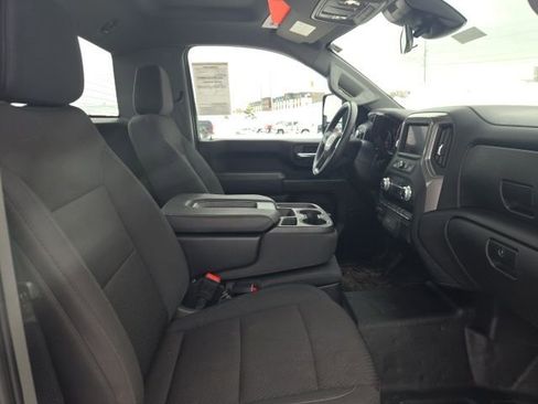 Used 2024 GMC Sierra 2500 Pro w/ X31 Off-Road Package image 36