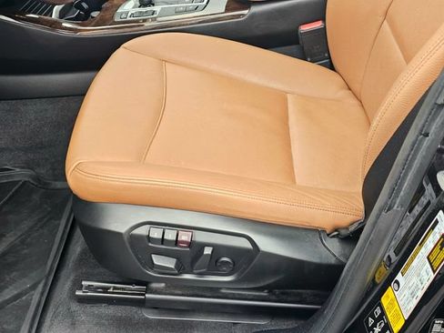 Used 2017 BMW X3 xDrive28i AWD/4WD image 18