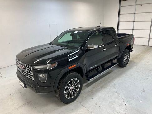 New 2026 GMC Canyon Denali image 5