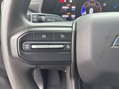 Used 2024 Chevrolet Colorado Trail Boss w/ Technology Package image 13