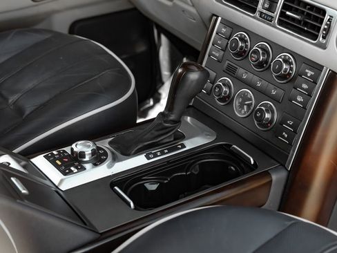 Used 2012 Land Rover Range Rover Supercharged AWD/4WD image 21