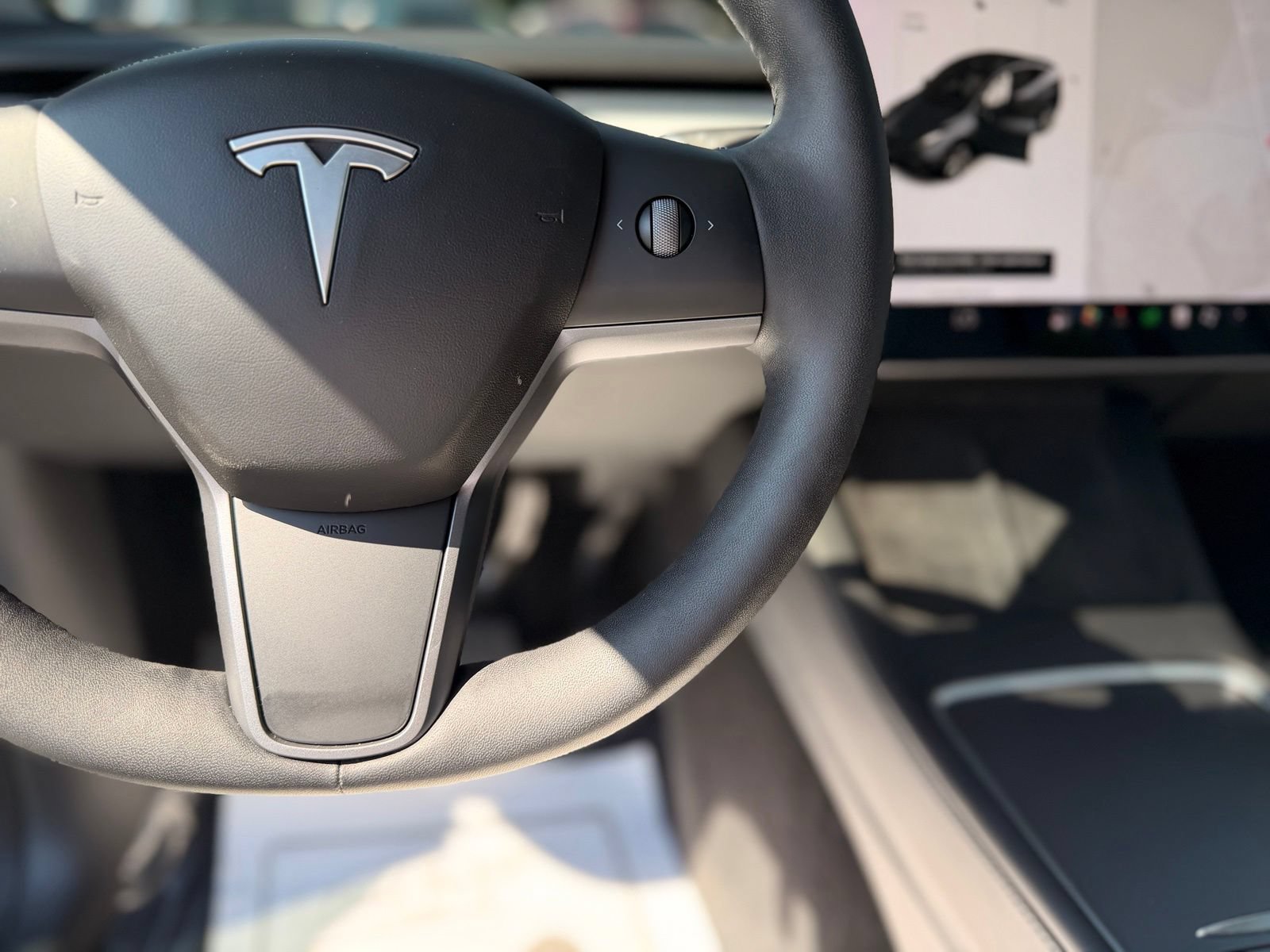 Used 2021 Tesla Model Y Long Range AWD/4WD image 20