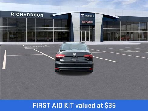Used 2018 Volkswagen Jetta S w/ Cold Weather Package image 4