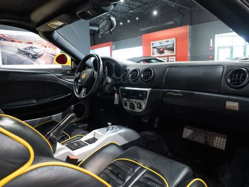 Used 2001 Ferrari 360 Spider RWD image 40