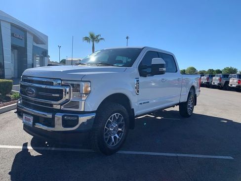 Used 2022 Ford F250 Lariat w/ Lariat Ultimate Package image 2
