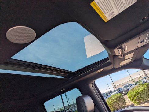 Used 2023 Ford F150 Raptor w/ Raptor Carbon Fiber Package image 10