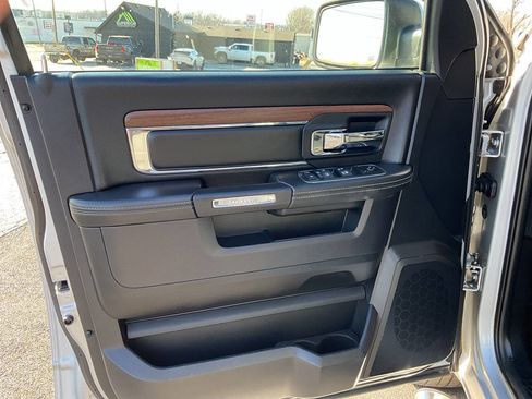 Used 2016 RAM 1500 Laramie w/ Convenience Group image 19
