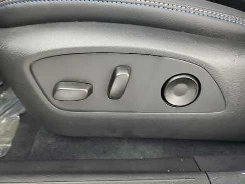 New 2026 Chevrolet Equinox EV LT image 28