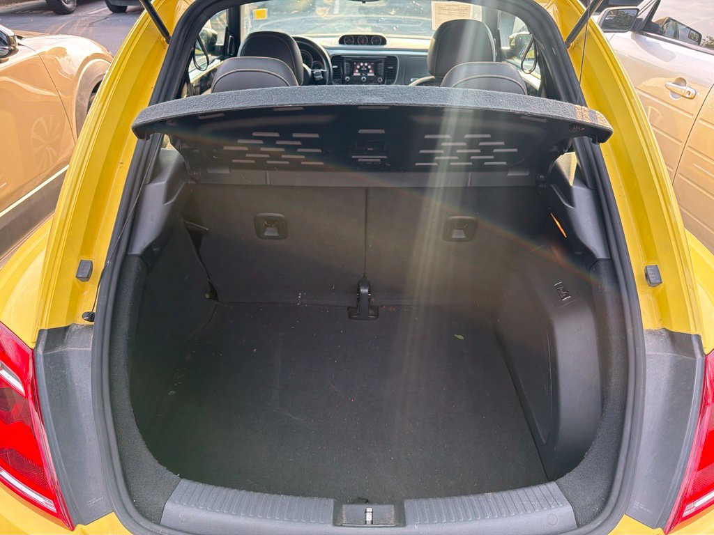 Used 2014 Volkswagen Beetle GSR FWD image 7