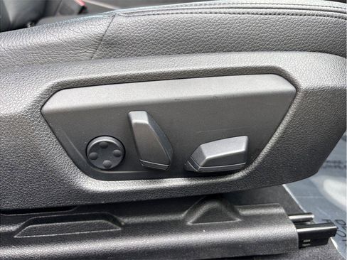 Used 2015 BMW 228i Coupe RWD image 32