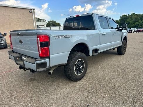 Used 2026 Ford F250 Lariat w/ Tremor Off-Road Package AWD/4WD image 31