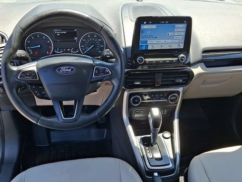 Used 2019 Ford EcoSport Titanium FWD image 11