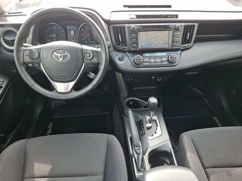 Used 2018 Toyota RAV4 XLE w/ Plus Extra Value Package AWD/4WD image 11