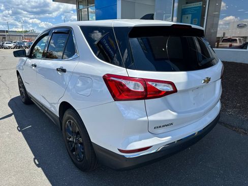 Used 2018 Chevrolet Equinox LT FWD image 7