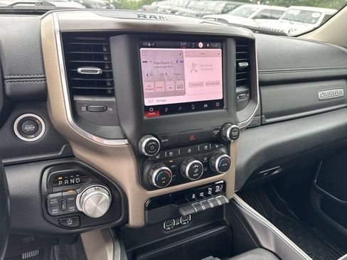 Used 2022 RAM 1500 Laramie AWD/4WD image 30