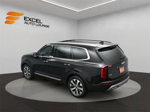 Used 2022 Kia Telluride S image 40