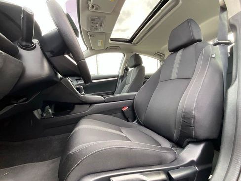 Used 2018 Honda Civic EX image 11