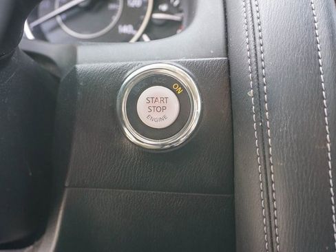 Used 2018 Nissan Armada SL w/ Premium Package image 9